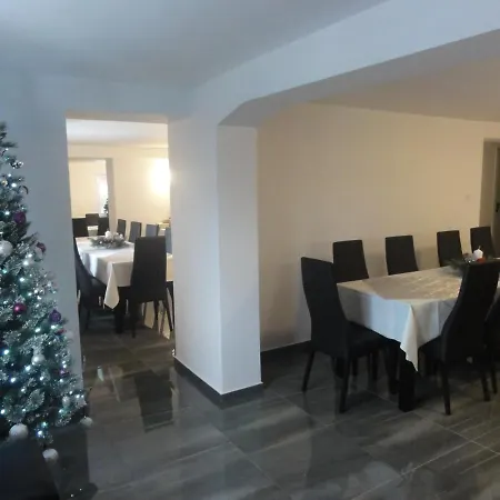 Ow Agawa Gæstehus 3*