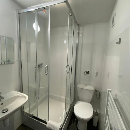 Ow Agawa Gæstehus 3*